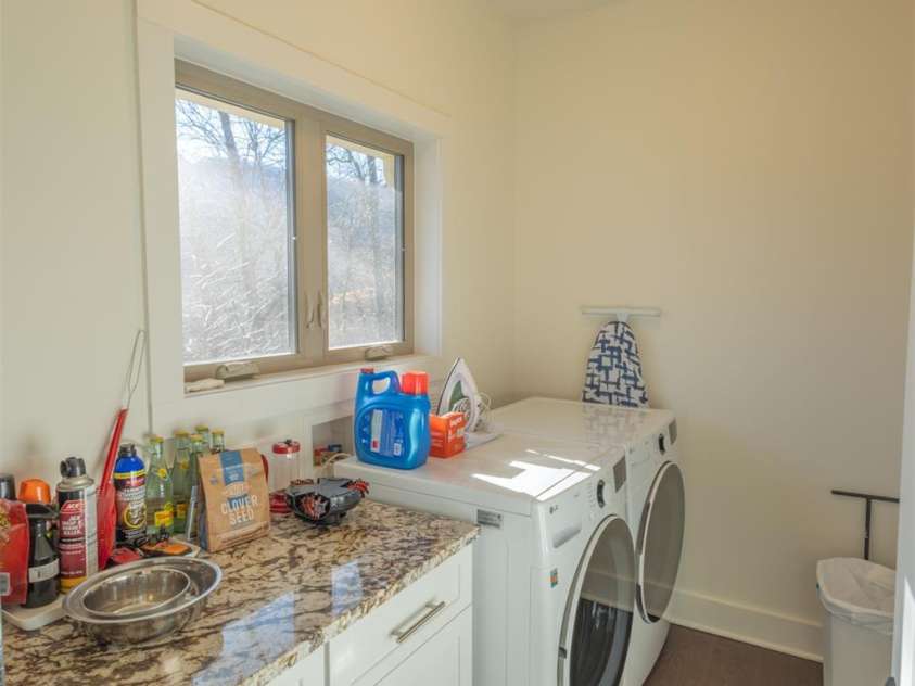 346 Birdymay Drive, Tuckasegee, NC 28783.  MLS# CAR4334440, YatesRealty ID 2267. 