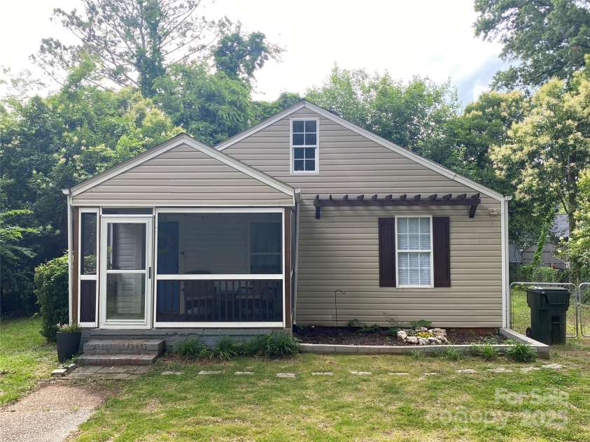 659 Annafrel Street, Rock Hill, SC 29730.  MLS# CAR4269464, YatesRealty ID 22672. 