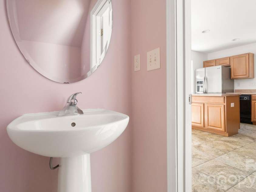 421 Caddy Street, Fort Mill, SC 29715.  MLS# CAR4374484, YatesRealty ID 22673. Half Bath