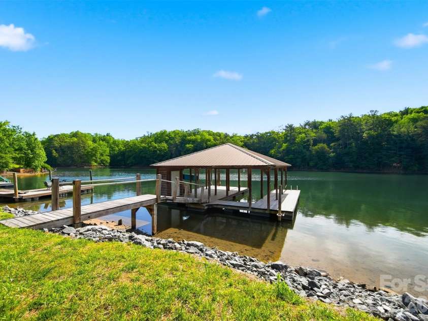 873 Pine Tree Road, Taylorsville, NC 28681.  MLS# CAR4376672, YatesRealty ID 22674. 