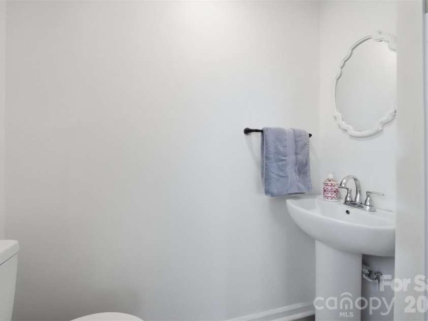 109 Air Park Drive, Morganton, NC 28655.  MLS# CAR4370357, YatesRealty ID 22675. 