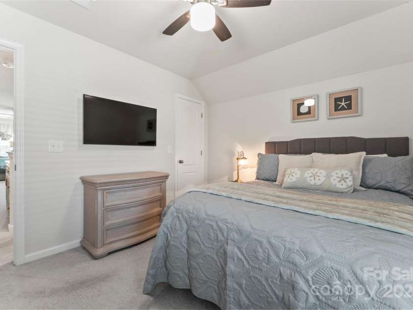 17231 Rider Wood Lane, Charlotte, NC 28278.  MLS# CAR4269861, YatesRealty ID 22676. Auxilary Bedroom