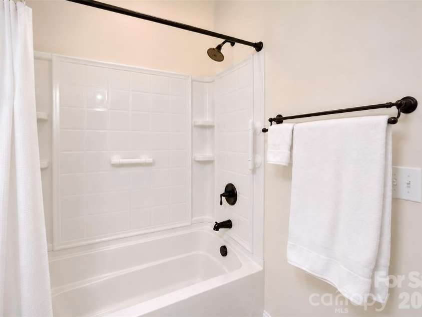2271 Eversham Drive, Concord, NC 28027.  MLS# CAR4380794, YatesRealty ID 22677. 