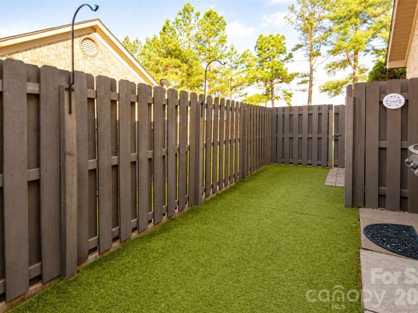 2271 Eversham Drive, Concord, NC 28027.  MLS# CAR4380794, YatesRealty ID 22677. 