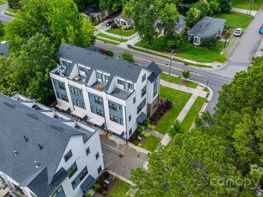 2969 Simpson Drive, Charlotte, NC 28205.  MLS# CAR4270253, YatesRealty ID 22679. 