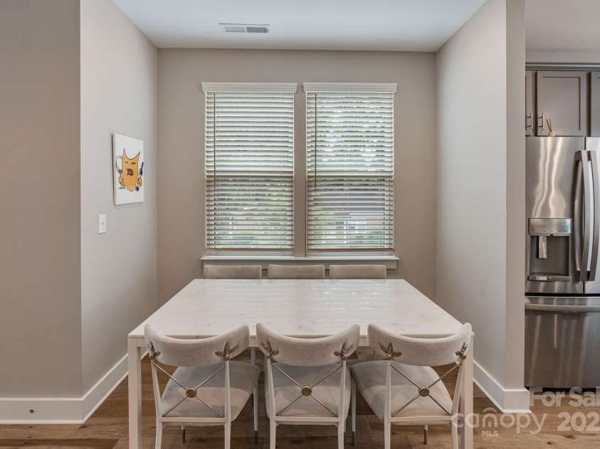 2969 Simpson Drive, Charlotte, NC 28205.  MLS# CAR4270253, YatesRealty ID 22679. Dining Area