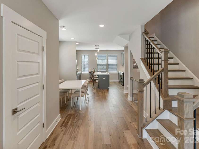 2969 Simpson Drive, Charlotte, NC 28205.  MLS# CAR4270253, YatesRealty ID 22679. Open Floorplan with great floorplan with the kitchen flowing into the dining space