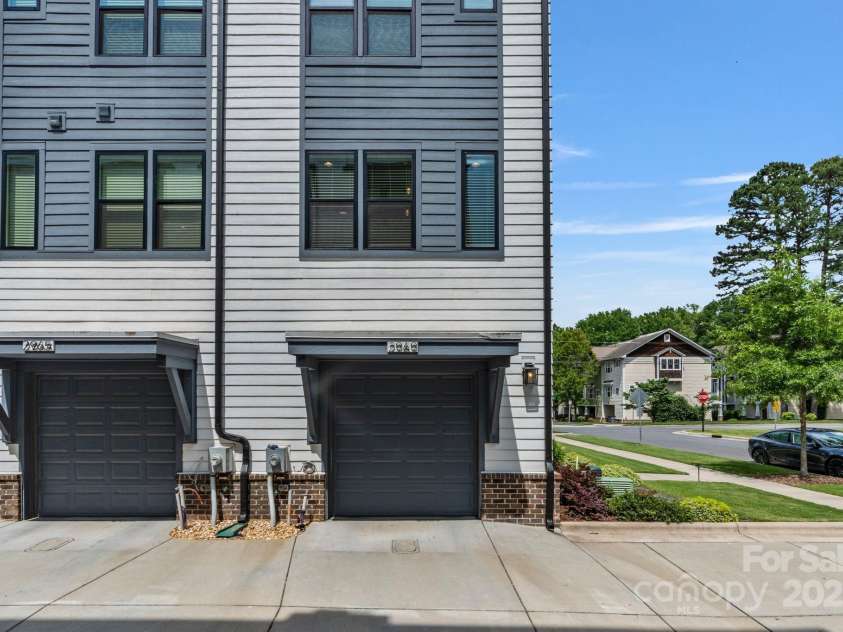 2969 Simpson Drive, Charlotte, NC 28205.  MLS# CAR4270253, YatesRealty ID 22679. Rear Garage