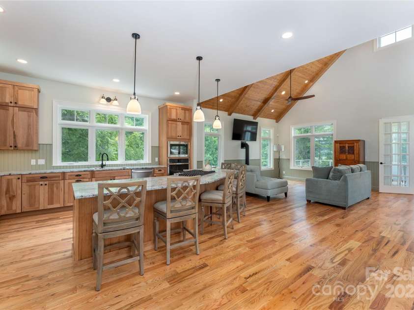 326 Golden Valley Drive, Hendersonville, NC 28792.  MLS# CAR4285280, YatesRealty ID 2268. 