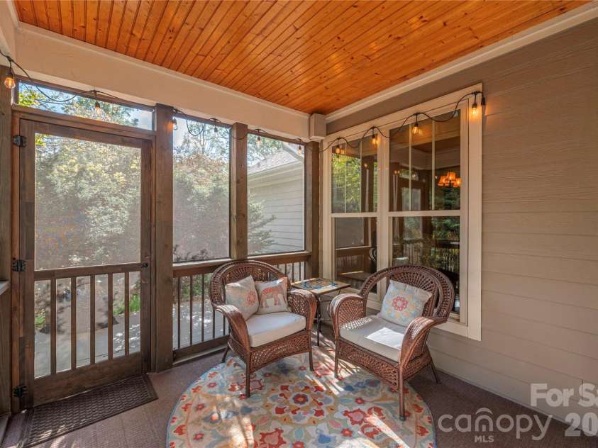 22 Sparkle Dun Drive, Biltmore Lake, NC 28715.  MLS# CAR4368390, YatesRealty ID 22681. 