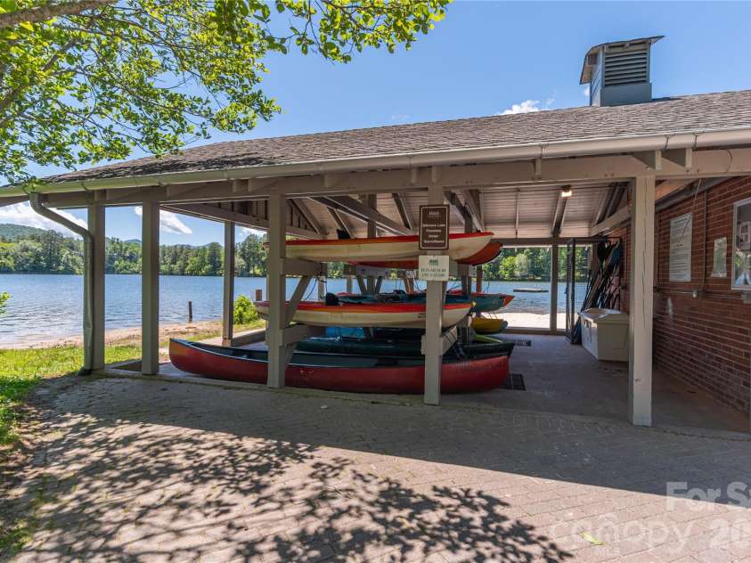 22 Sparkle Dun Drive, Biltmore Lake, NC 28715.  MLS# CAR4368390, YatesRealty ID 22681. 