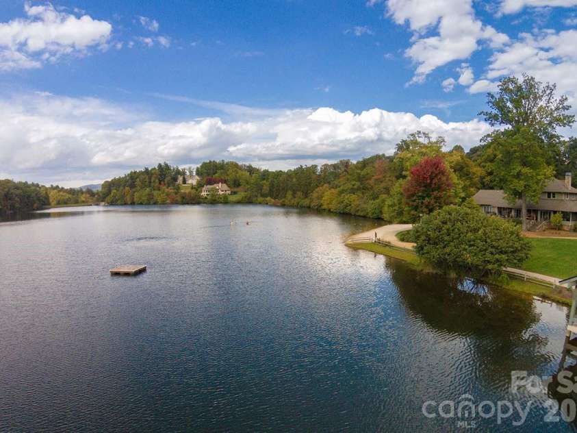22 Sparkle Dun Drive, Biltmore Lake, NC 28715.  MLS# CAR4368390, YatesRealty ID 22681. Enjoy!