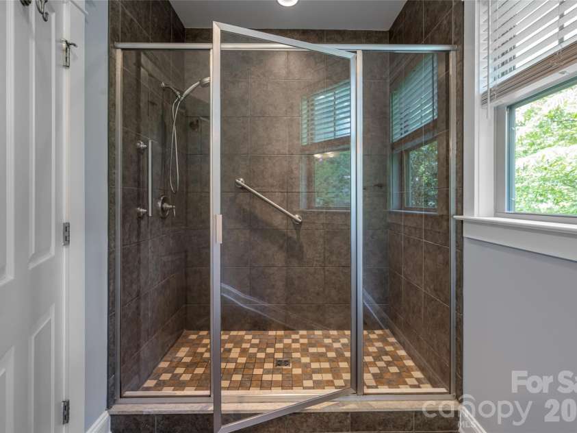 22 Sparkle Dun Drive, Biltmore Lake, NC 28715.  MLS# CAR4417857, YatesRealty ID 22681. 