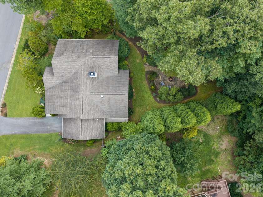 22 Sparkle Dun Drive, Biltmore Lake, NC 28715.  MLS# CAR4417857, YatesRealty ID 22681. 