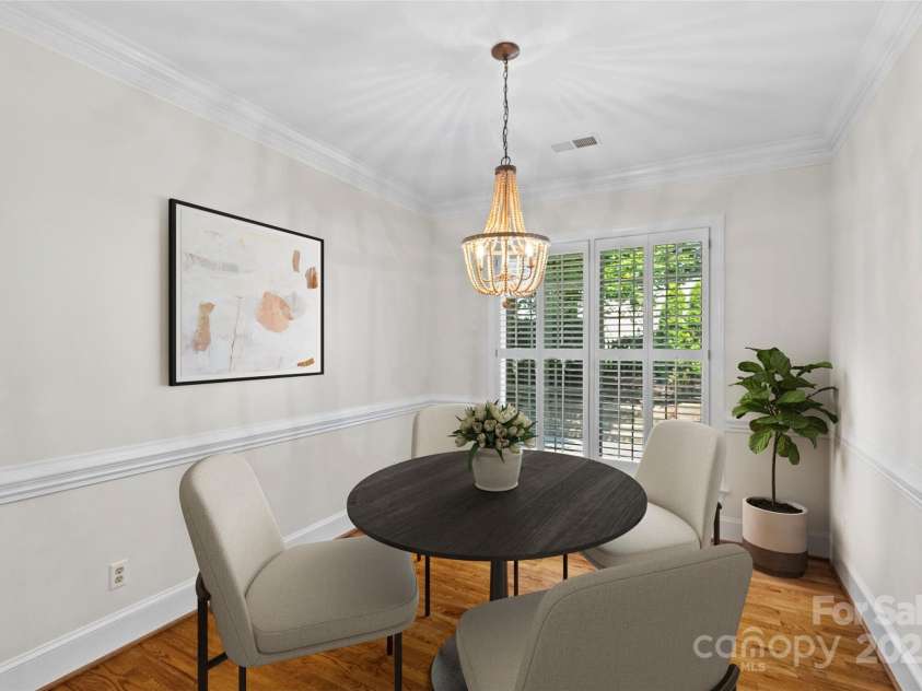 3535 Selwyn Farms Lane, Charlotte, NC 28209.  MLS# CAR4273812, YatesRealty ID 22681. Virtually Staged