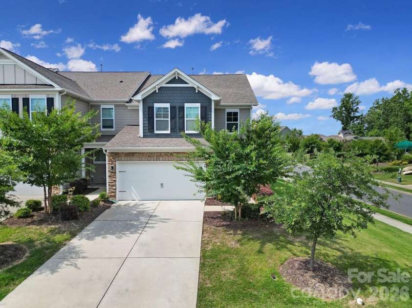 1406 Bramblewood Drive, Fort Mill, SC 29708.  MLS# CAR4369333, YatesRealty ID 22682. 
