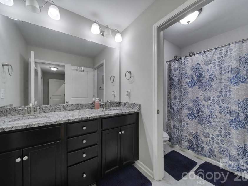 1406 Bramblewood Drive, Fort Mill, SC 29708.  MLS# CAR4369333, YatesRealty ID 22682. 