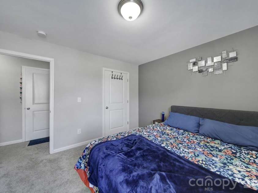 1406 Bramblewood Drive, Fort Mill, SC 29708.  MLS# CAR4369333, YatesRealty ID 22682. 