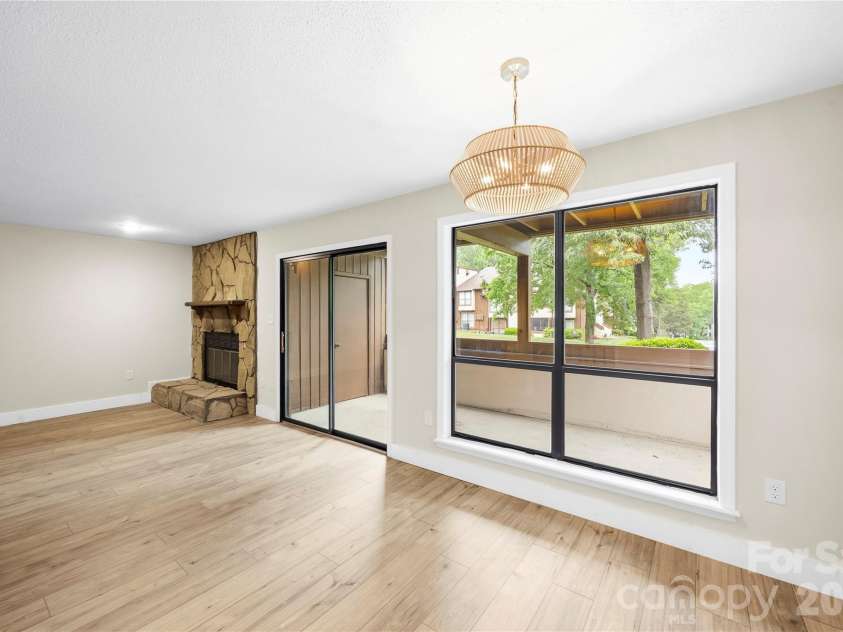 7204 Winery Lane, Charlotte, NC 28227.  MLS# CAR4377469, YatesRealty ID 22685. 