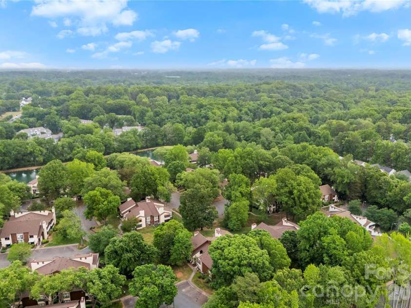 7204 Winery Lane, Charlotte, NC 28227.  MLS# CAR4377469, YatesRealty ID 22685. 