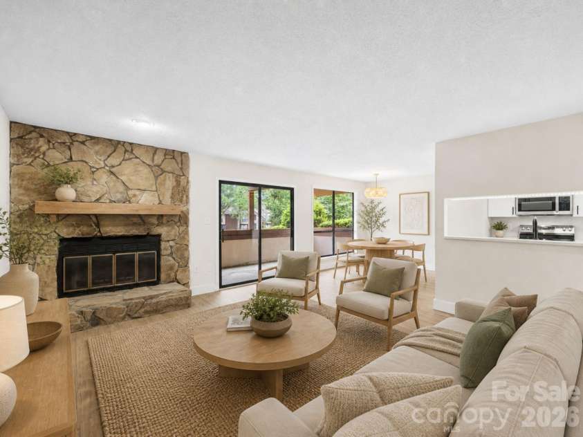 7204 Winery Lane, Charlotte, NC 28227.  MLS# CAR4377469, YatesRealty ID 22685. Virtually staged.