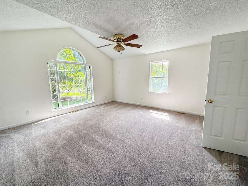 2511 Old Pond Drive, Lincolnton, NC 28092.  MLS# CAR4273165, YatesRealty ID 22686. 