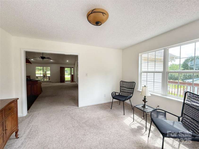 2511 Old Pond Drive, Lincolnton, NC 28092.  MLS# CAR4273165, YatesRealty ID 22686. 