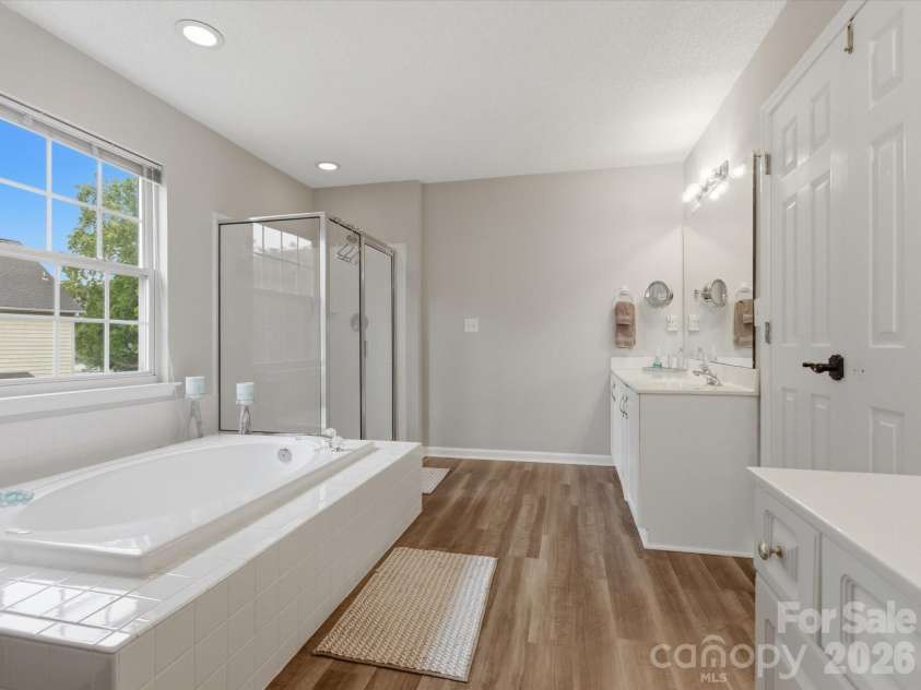 601 Cheval Drive, Fort Mill, SC 29708.  MLS# CAR4380676, YatesRealty ID 22686. 