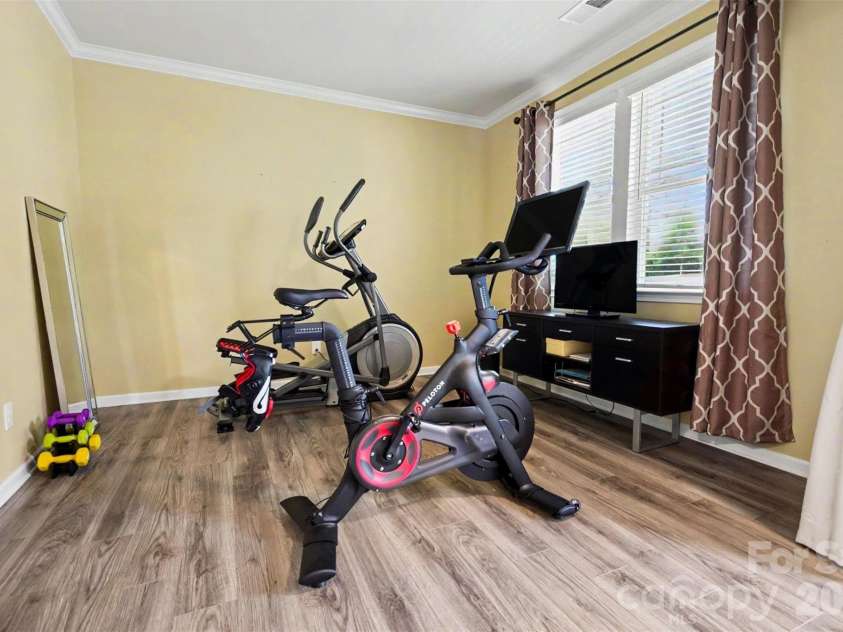 15210 Red Canoe Way, Charlotte, NC 28278.  MLS# CAR4380458, YatesRealty ID 22687. 