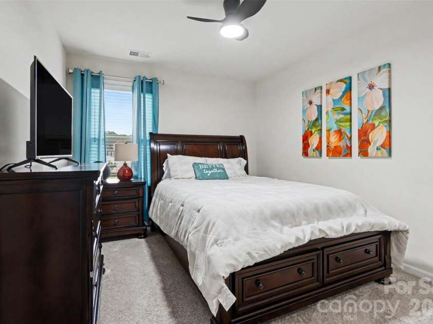 15210 Red Canoe Way, Charlotte, NC 28278.  MLS# CAR4380458, YatesRealty ID 22687. Bedroom