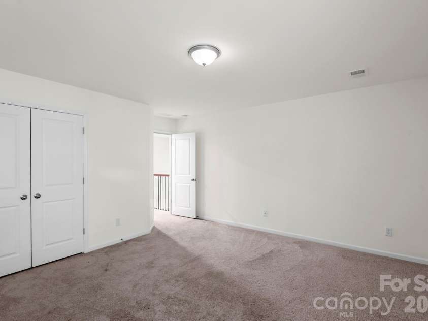512 Wynfield Forest Drive, Summerville, SC 29485.  MLS# CAR4382293, YatesRealty ID 22688. Bedroom 3