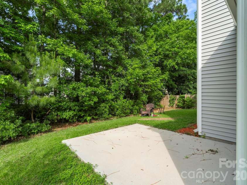 512 Wynfield Forest Drive, Summerville, SC 29485.  MLS# CAR4382293, YatesRealty ID 22688. Outside Patio