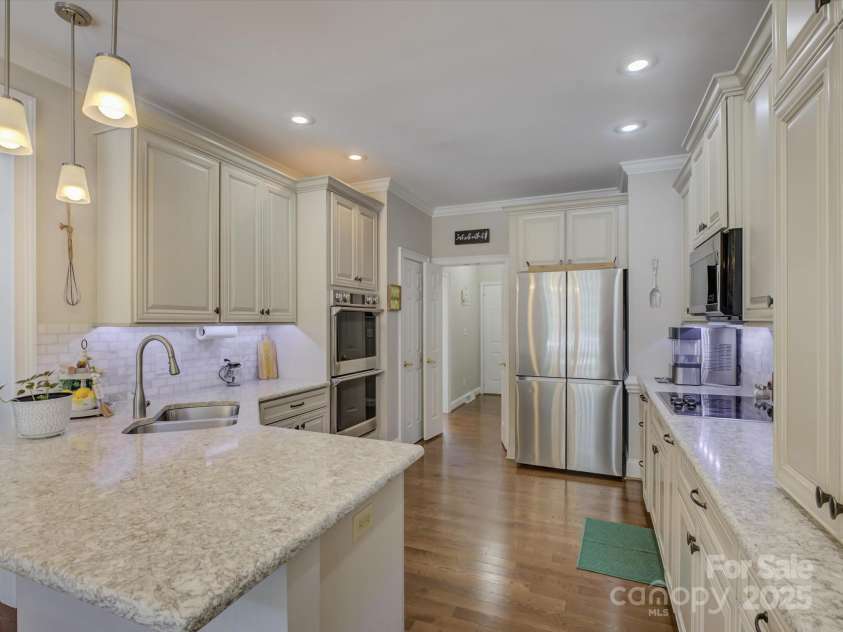 736 Creekbridge Drive, Rock Hill, SC 29732.  MLS# CAR4261109, YatesRealty ID 22688. 