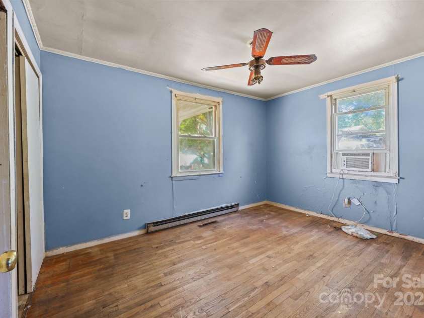 1530 Buffalo Street, Kannapolis, NC 28081.  MLS# CAR4301517, YatesRealty ID 2269. Bedroom 1