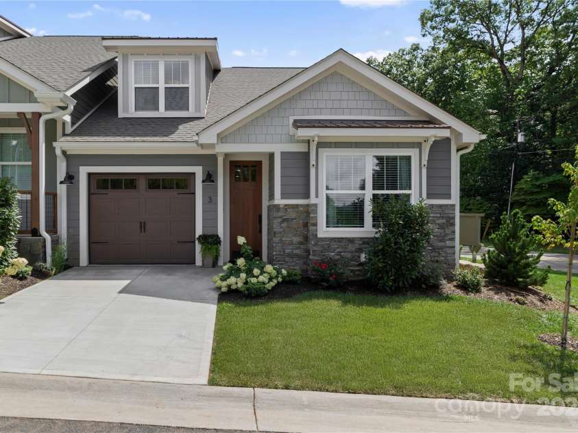 22 Heartleaf Circle, Arden, NC 28704.  MLS# CAR4166321, YatesRealty ID 2269. Brendon II