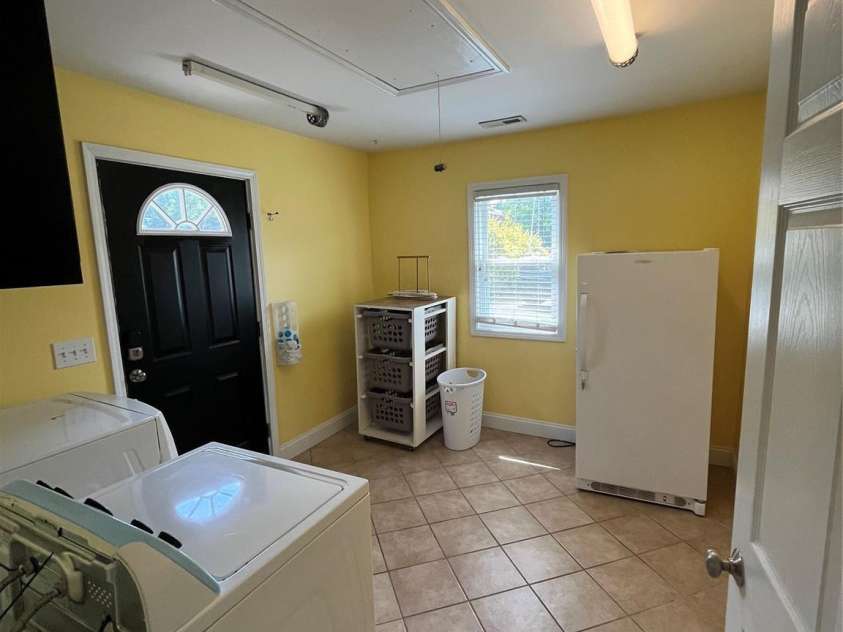 8720 Lee Street, Mount Pleasant, NC 28124.  MLS# CAR4264321, YatesRealty ID 22690. 