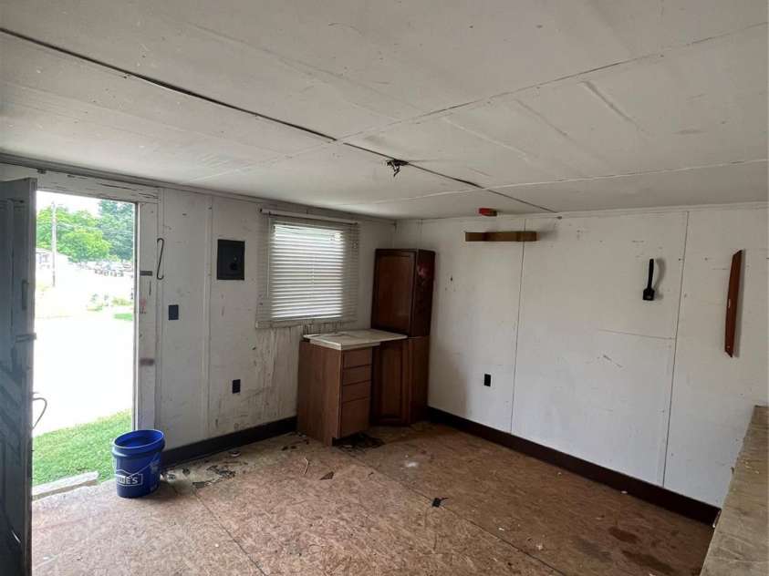 8720 Lee Street, Mount Pleasant, NC 28124.  MLS# CAR4264321, YatesRealty ID 22690. 