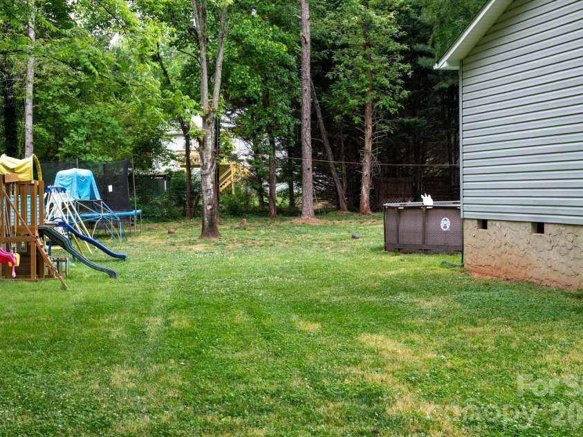 2308 walt arney Road, Lenoir, NC 28645.  MLS# CAR4379333, YatesRealty ID 22691. 
