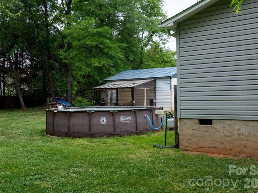 2308 walt arney Road, Lenoir, NC 28645.  MLS# CAR4379333, YatesRealty ID 22691. 