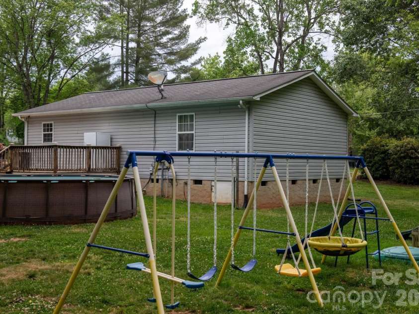 2308 walt arney Road, Lenoir, NC 28645.  MLS# CAR4379333, YatesRealty ID 22691. 