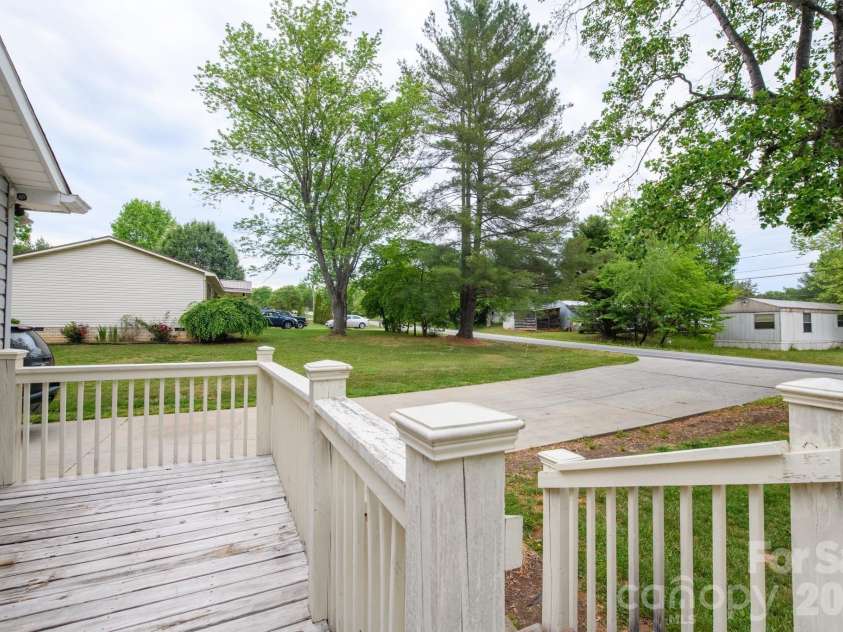 2308 walt arney Road, Lenoir, NC 28645.  MLS# CAR4379333, YatesRealty ID 22691. 