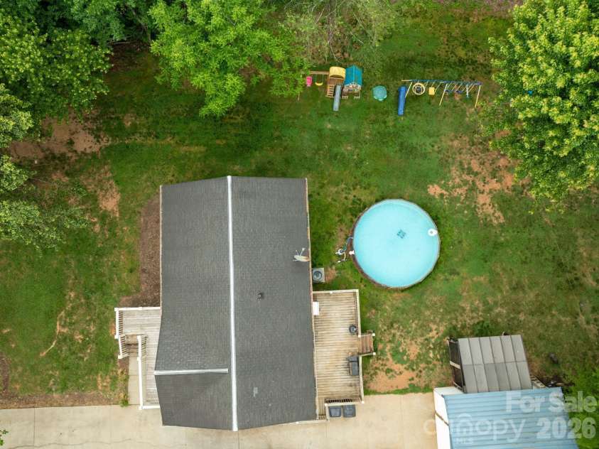 2308 walt arney Road, Lenoir, NC 28645.  MLS# CAR4379333, YatesRealty ID 22691. 