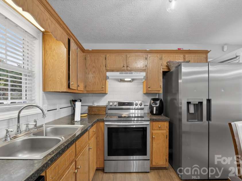 2308 walt arney Road, Lenoir, NC 28645.  MLS# CAR4379333, YatesRealty ID 22691. 
