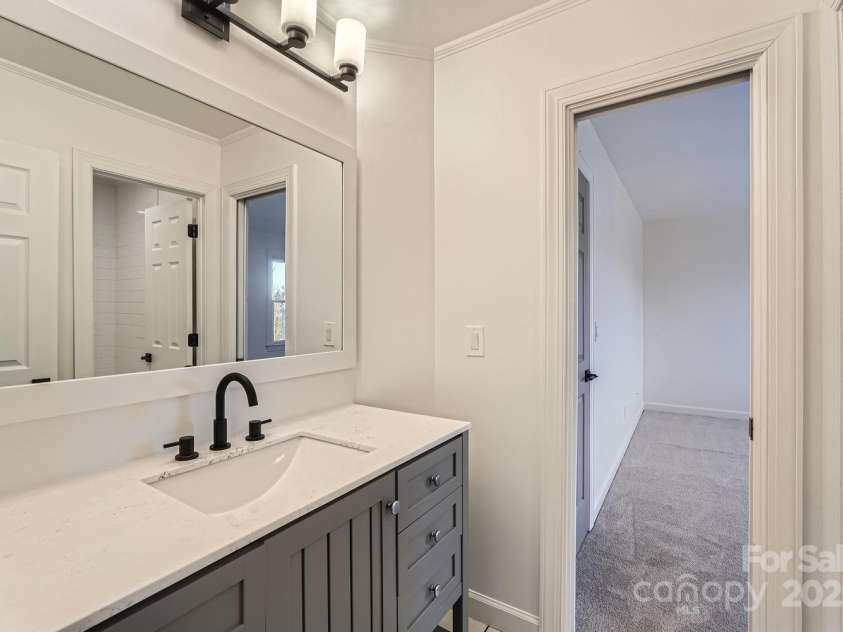 18038 Greyfield Glen, Fort Mill, SC 29707.  MLS# CAR4273804, YatesRealty ID 22692. 