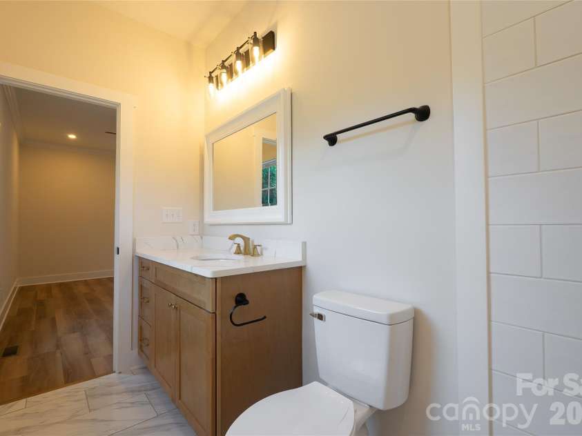 7426 Hambright Road, Huntersville, NC 28078.  MLS# CAR4367224, YatesRealty ID 22692. 