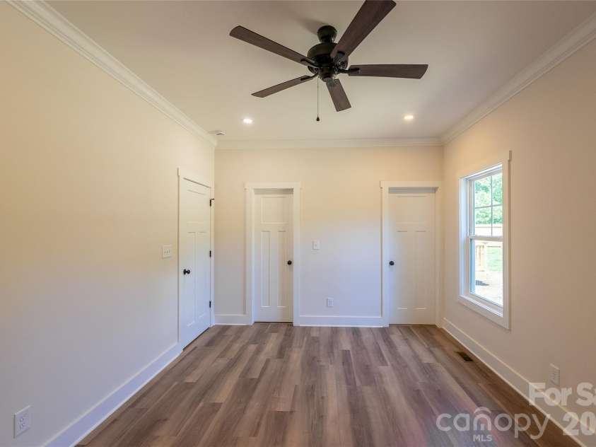 7426 Hambright Road, Huntersville, NC 28078.  MLS# CAR4367224, YatesRealty ID 22692. 