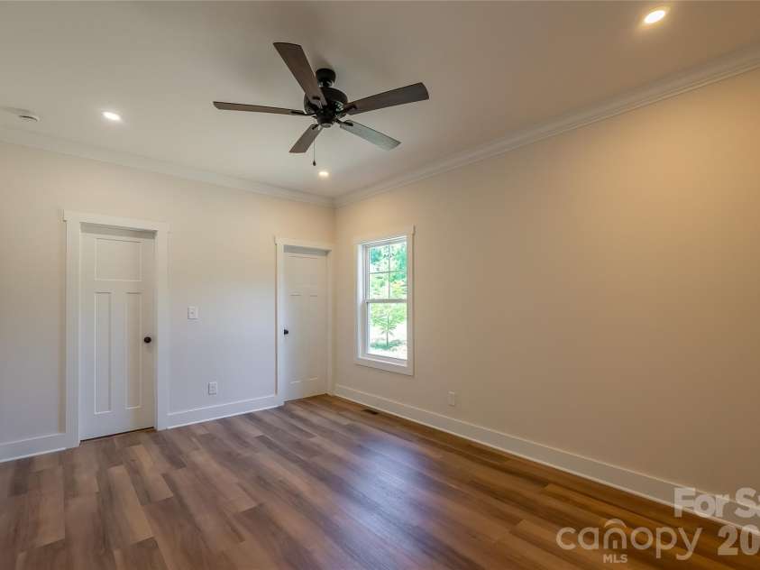 7426 Hambright Road, Huntersville, NC 28078.  MLS# CAR4367224, YatesRealty ID 22692. 