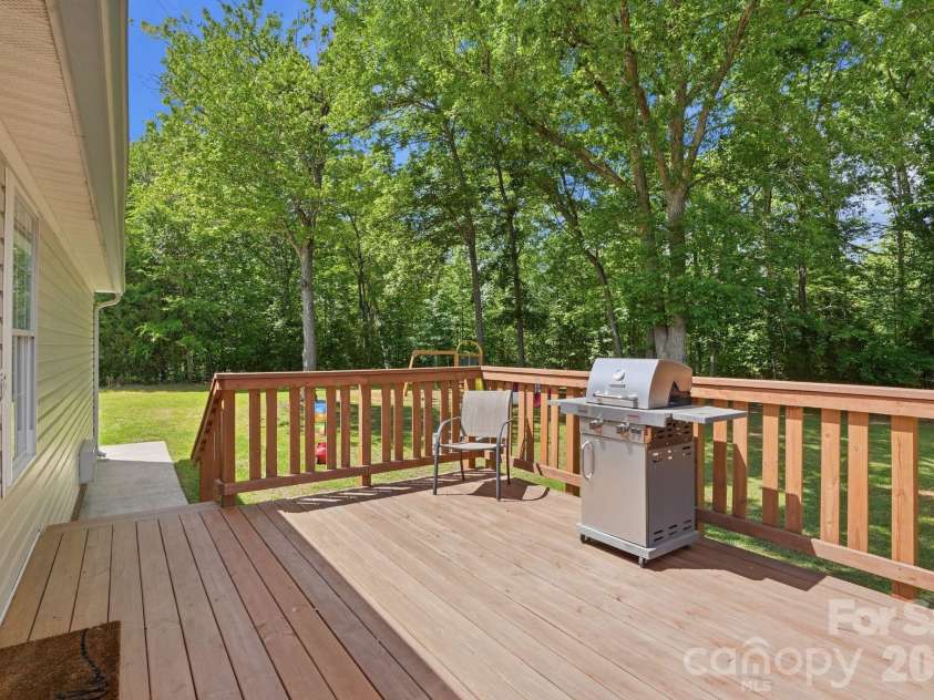 142 Sam Bailes Boulevard, Smyrna, SC 29743.  MLS# CAR4380079, YatesRealty ID 22694. 