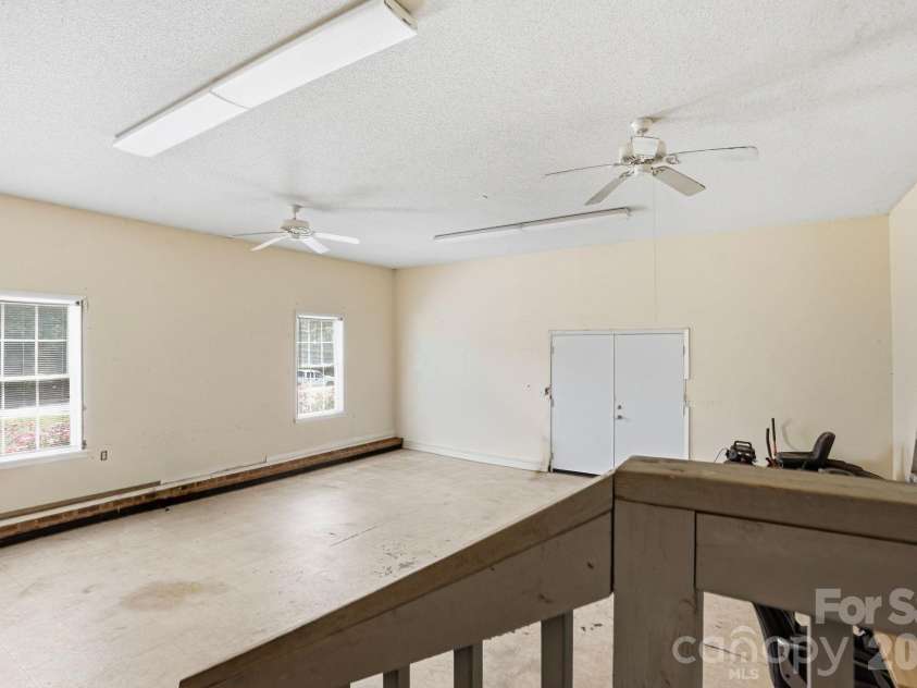 142 Sam Bailes Boulevard, Smyrna, SC 29743.  MLS# CAR4380079, YatesRealty ID 22694. Bonus Room/ Flex space