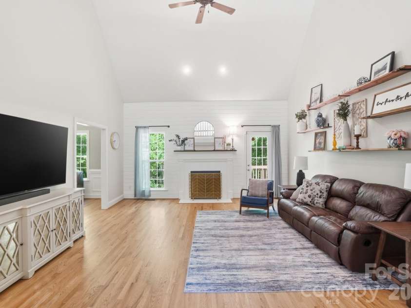 1011 Potters Bluff Road, Wesley Chapel, NC 28110.  MLS# CAR4372566, YatesRealty ID 22696. 